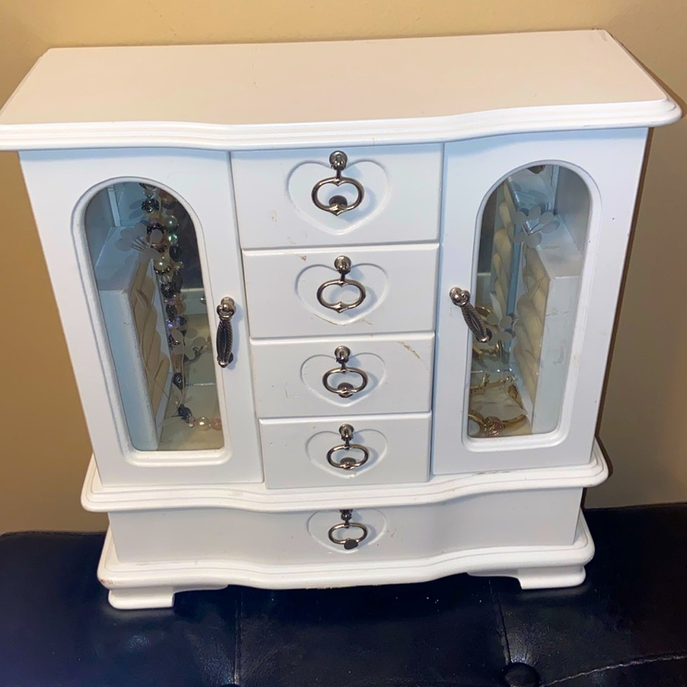 Vintage White Wooden Organizer/Box